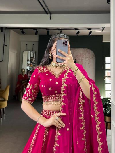Sabella Taraa L 1459 catalog lehenga online india red jodhpur