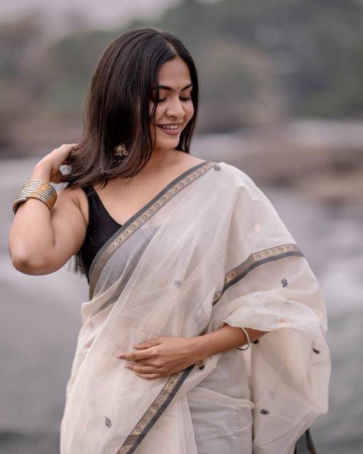 SF 907 sarees e commerce product