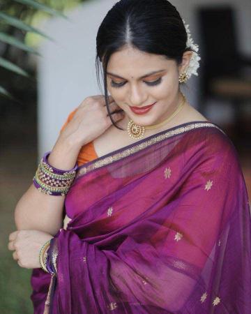 SF 910 Sarees e commerce product