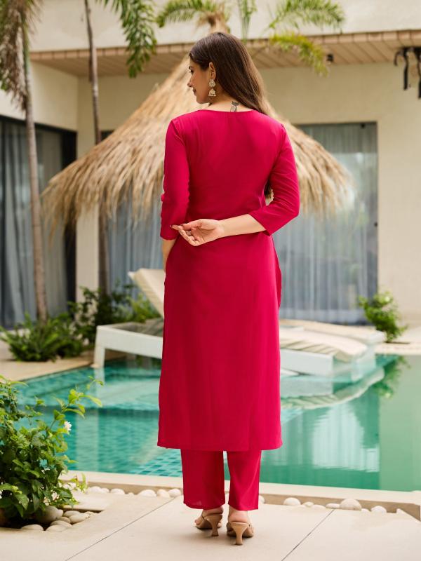 Felocity Naaz catalog rayon kurtis wholesaler