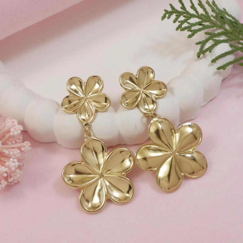 Juri craft Lunches D STNER 5839 Gold wholesale earrings india