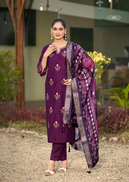 Woodee Himani catalog kurtis branded wholesale