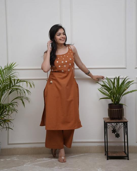 Felocity jaipur vol 202 catalog mirror work kurtis