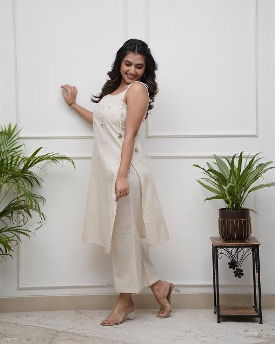 Felocity jaipur vol 202 catalog mirror work kurtis