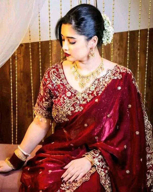 Fendy Sattin sarees e commerce product