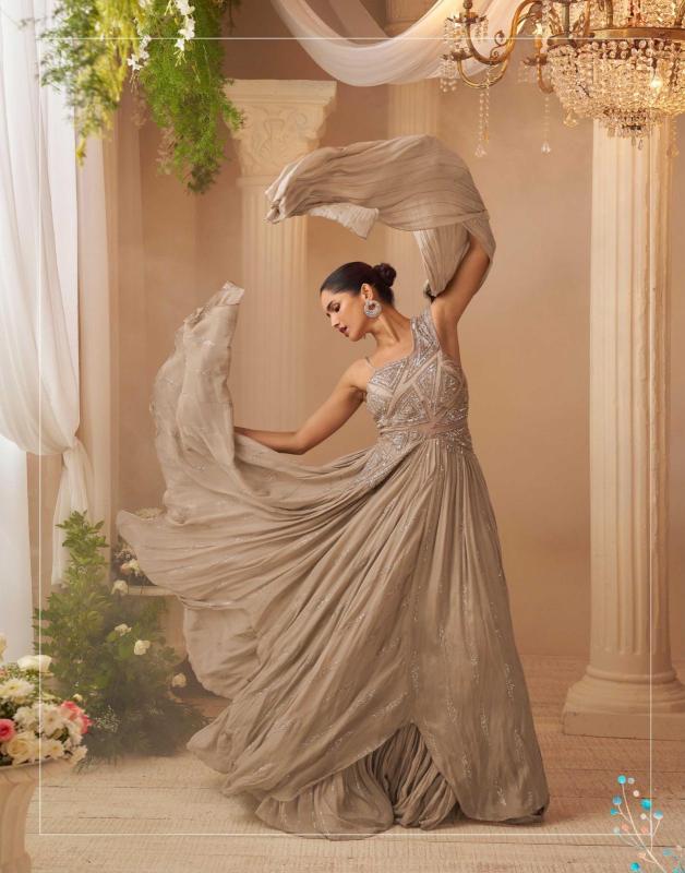 Sayuri Aarohi catalog Wedding Stylish Gown