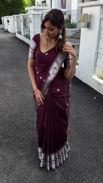 SF 994 saree e commerce product