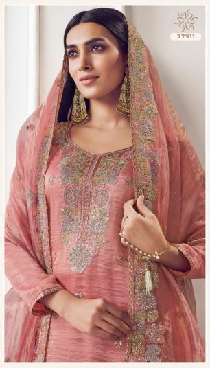 Vinay Kuleesh Poshak catalog wholesalers of salwar kameez in park street