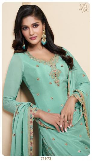 Vinay Kuleesh Sundari catalog churidar salwar kameez wholesale market