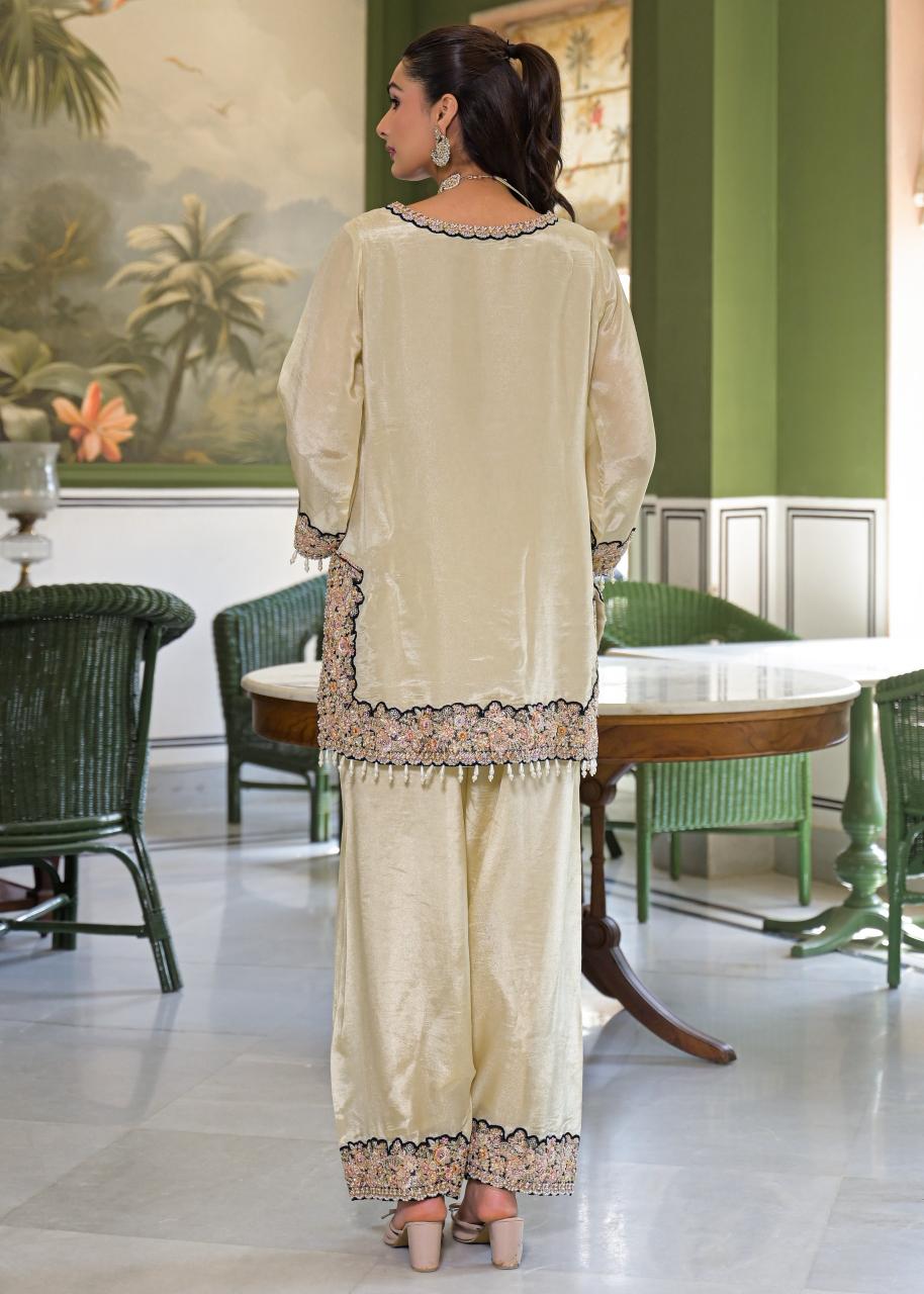 Afsana Noor catalog pakistani kurtis wholesale in surat