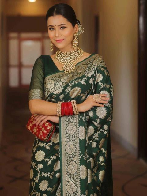 Dazira Sf 747 catalog wholesale indian saree
