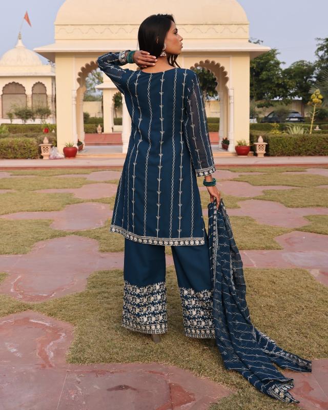 Felocity Noor Hit vol 4 catalog kurti wholesaler in amravati