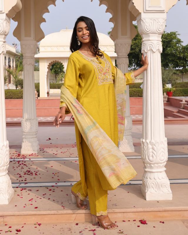 Felocity Riwaj catalog kurtis wholesale