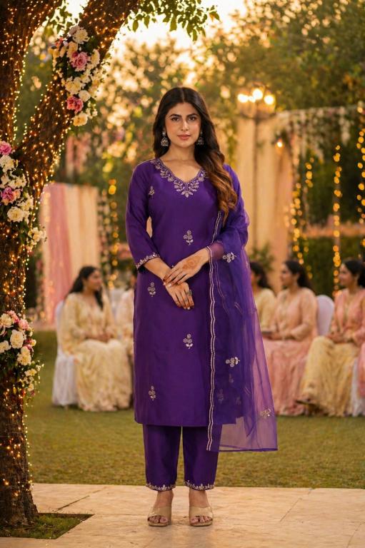 AURA HIT  Kurtis manufacturers in Pune