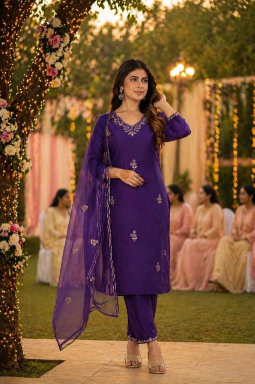 AURA HIT  Kurtis manufacturers in Pune