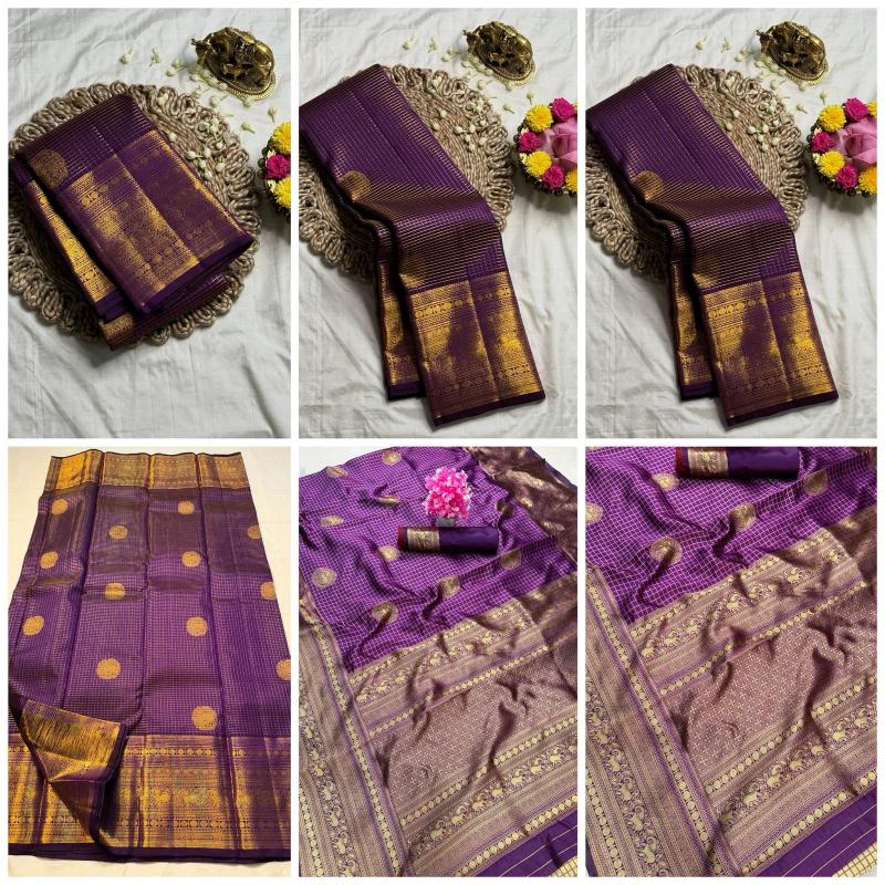 Dazira Banarasi Saree market in Mumbai