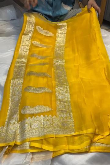 Dazira Sf 1077 Wholesale saree catalog suppliers in India