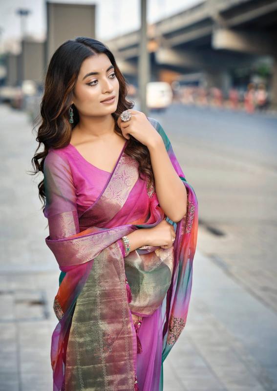 LT FASHION SUDHA Wholesale saree shops in Pune