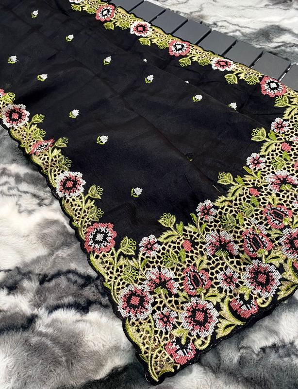 Narmada Wholesale saree suppliers in Kolkata