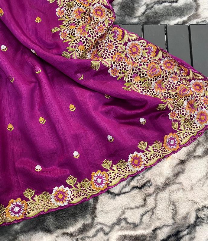 Narmada Wholesale saree suppliers in Kolkata
