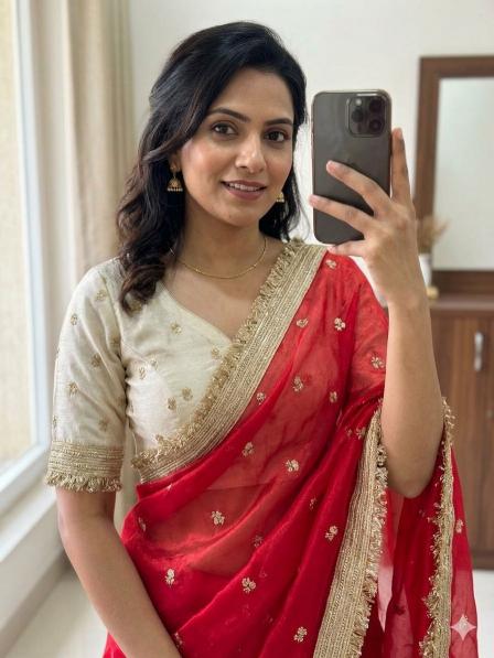 New Arrivals Design Anmol saree wholesale market in Ahmedabad