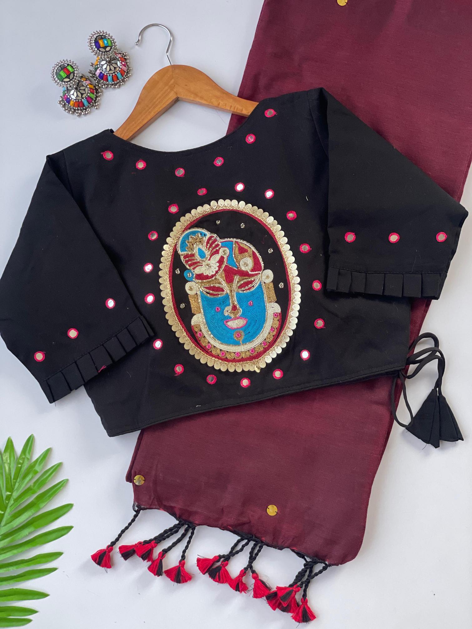 blcak love Khadi cotton Wholesale sarees in Pune