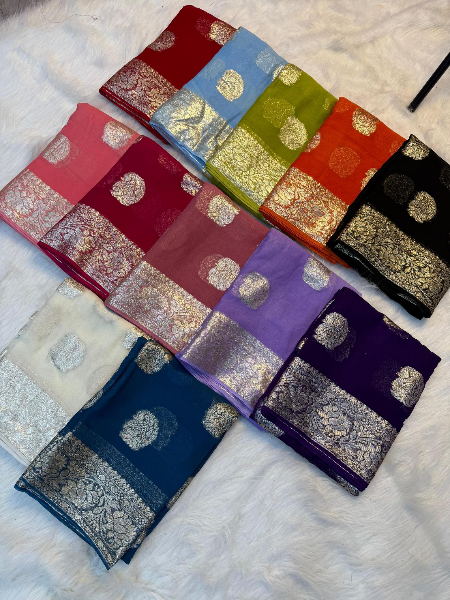 CARRY2 Designer sarees in Surat wholesale market