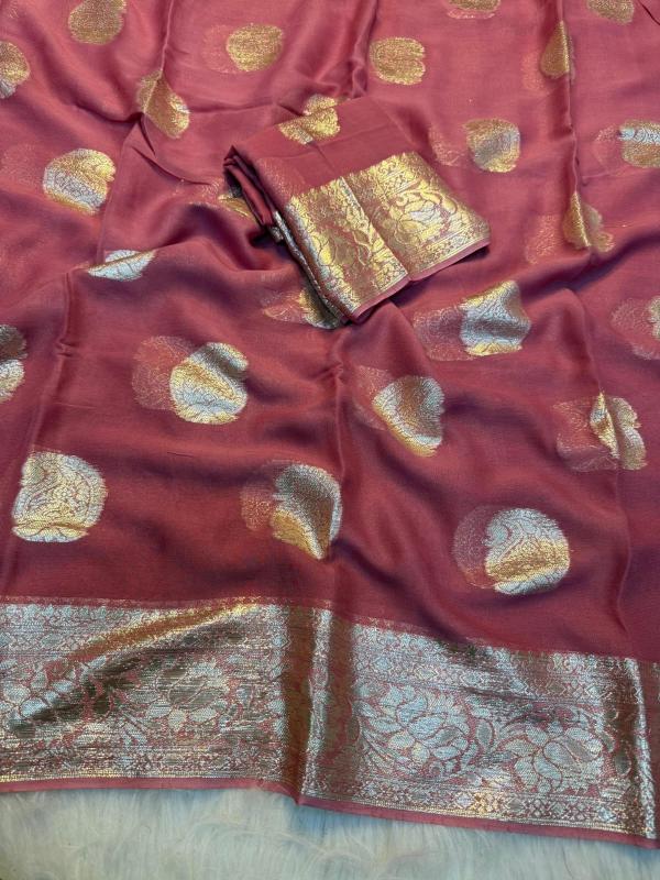 CARRY2 Designer sarees in Surat wholesale market
