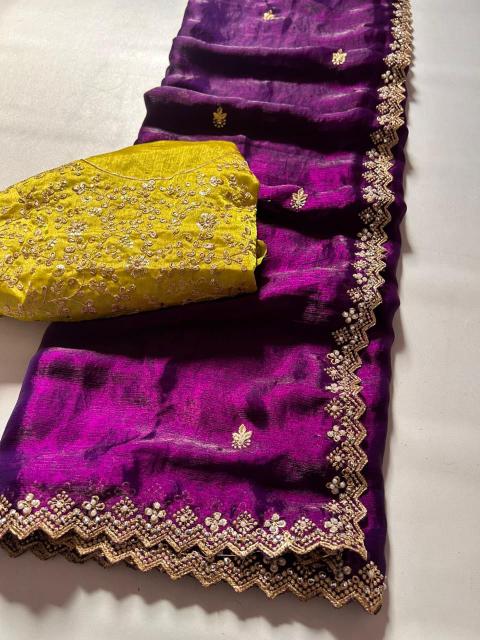 Dazira Crunchy chiffon crush silk Sangeet saree manufacturers in Bangalore