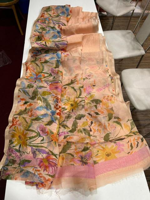 Dazira Handloom Linen Surat textile market saree