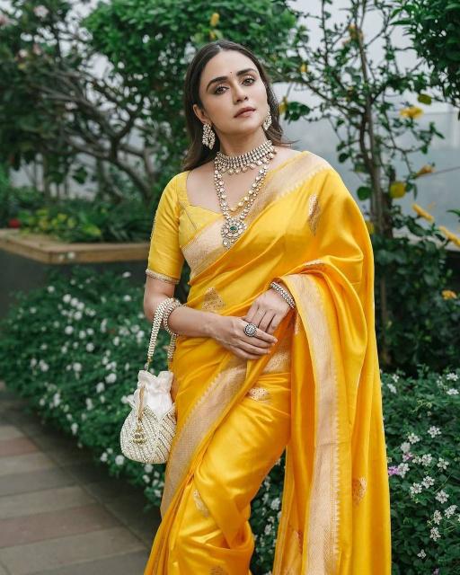 Dazira SF 843 Designer saree wholesale market in Ahmedabad