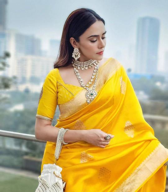 Dazira SF 843 Designer saree wholesale market in Ahmedabad