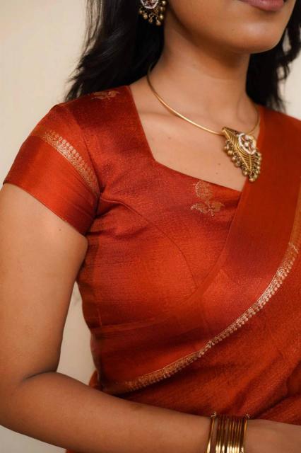 Dazira SF 986 Saree manufacturers in India