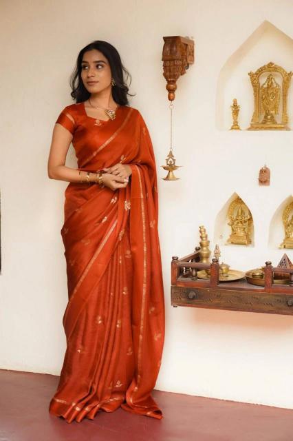 Dazira SF 986 Saree manufacturers in India