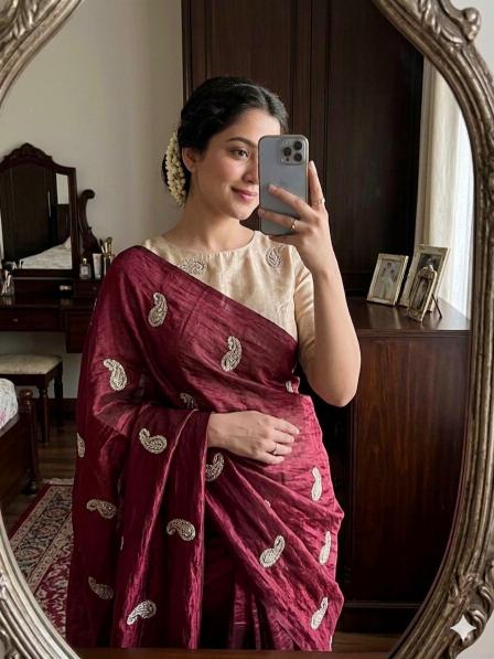 Dazira Space Sattin Bits Saree wholesale market in Hyderabad