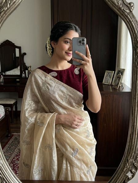 Dazira Space Sattin Bits Saree wholesale market in Hyderabad