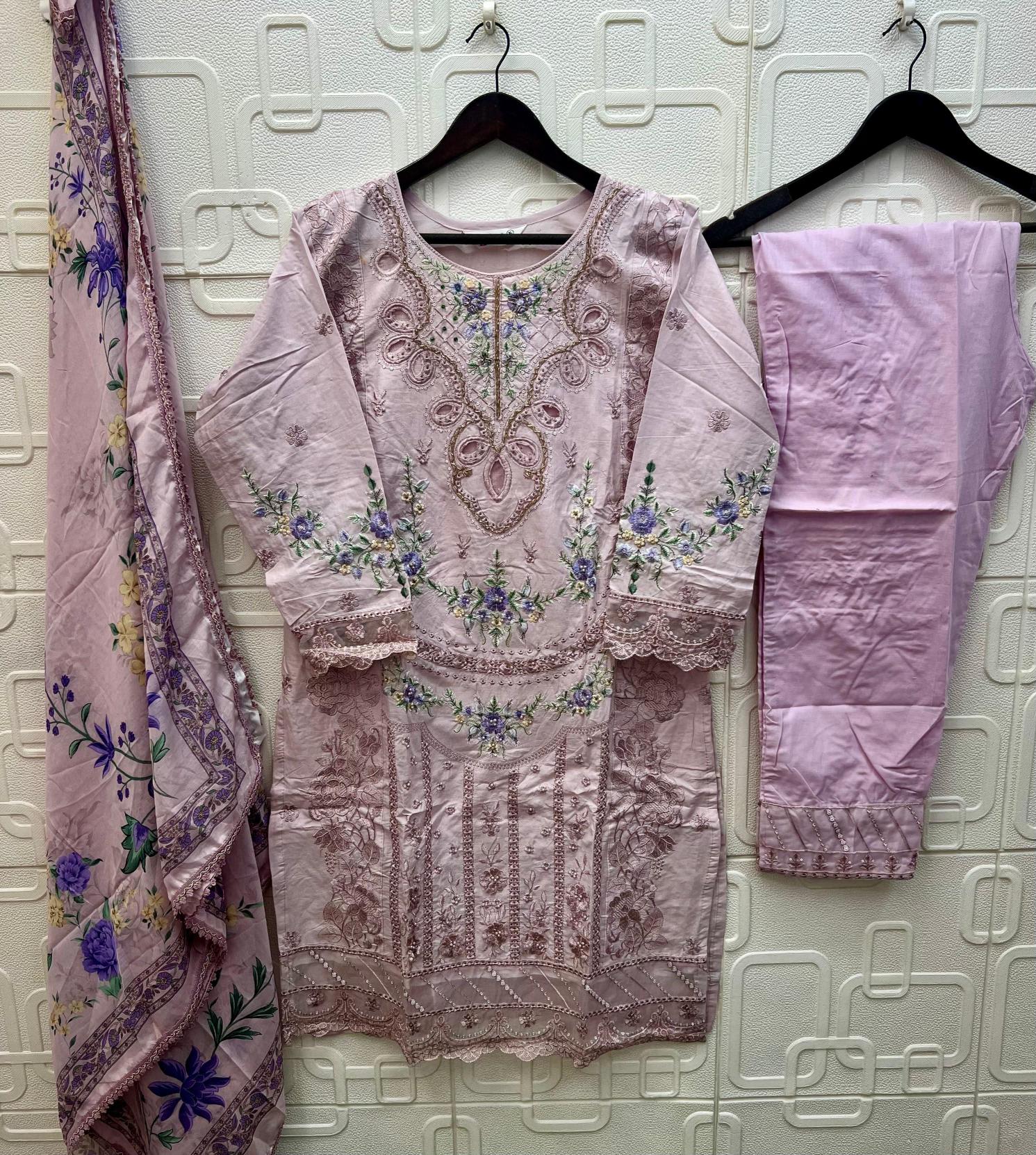MARIA.B ELAN E 40 Wholesale salwar kameez suppliers in Bangalore