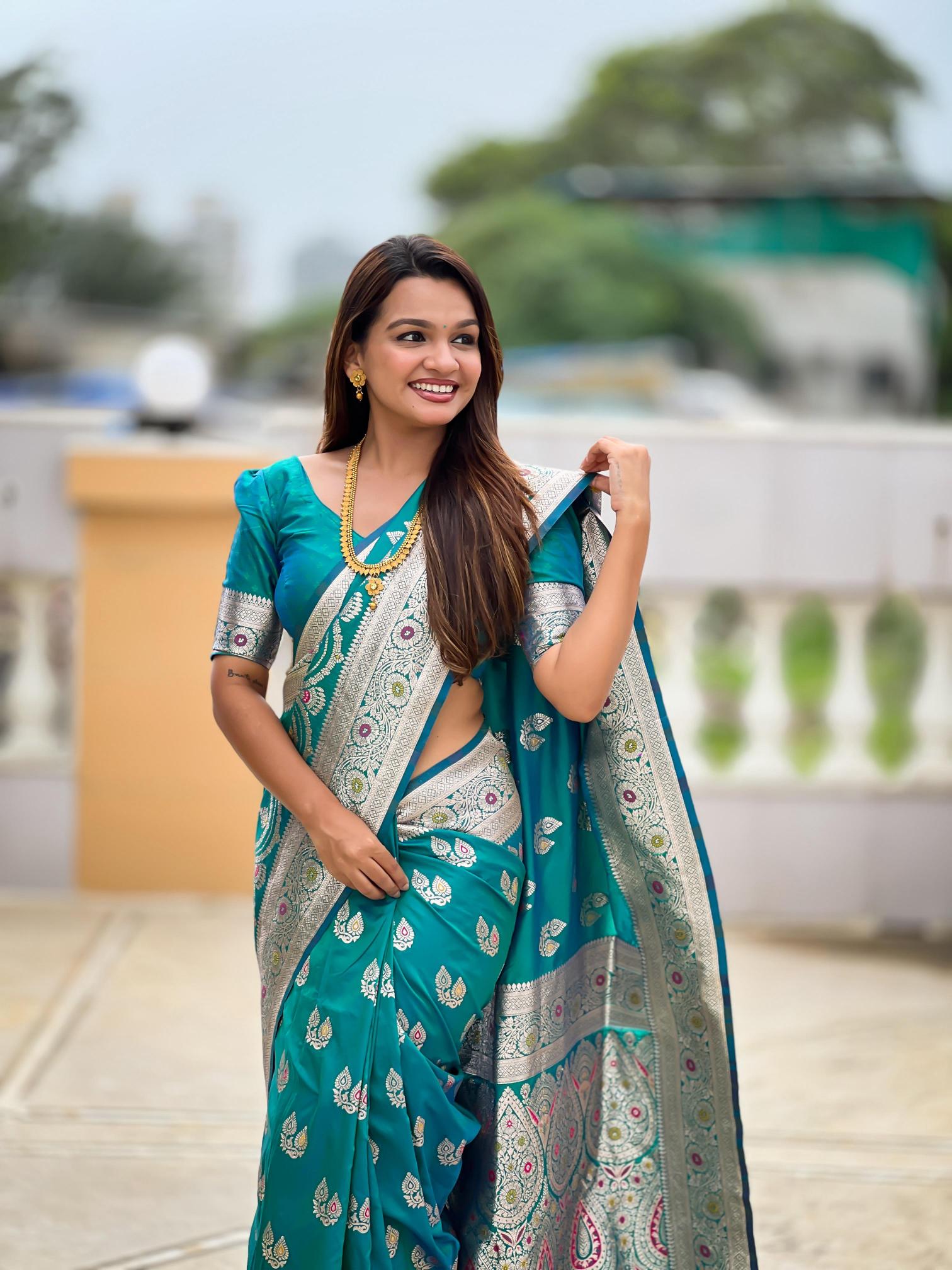 Neckless Banarasi silk Saree wholesale market in Kolkata