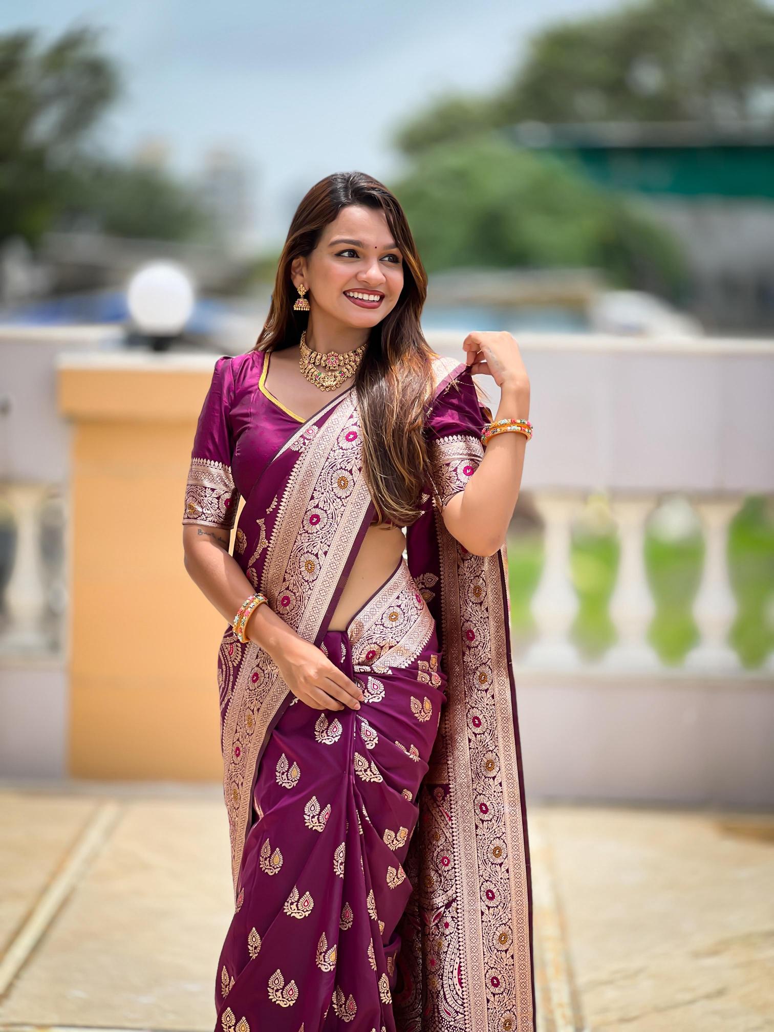 Neckless Banarasi silk Saree wholesale market in Kolkata
