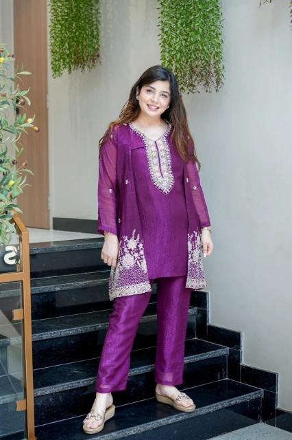 ROSE CHINON Online kurti shopping in India