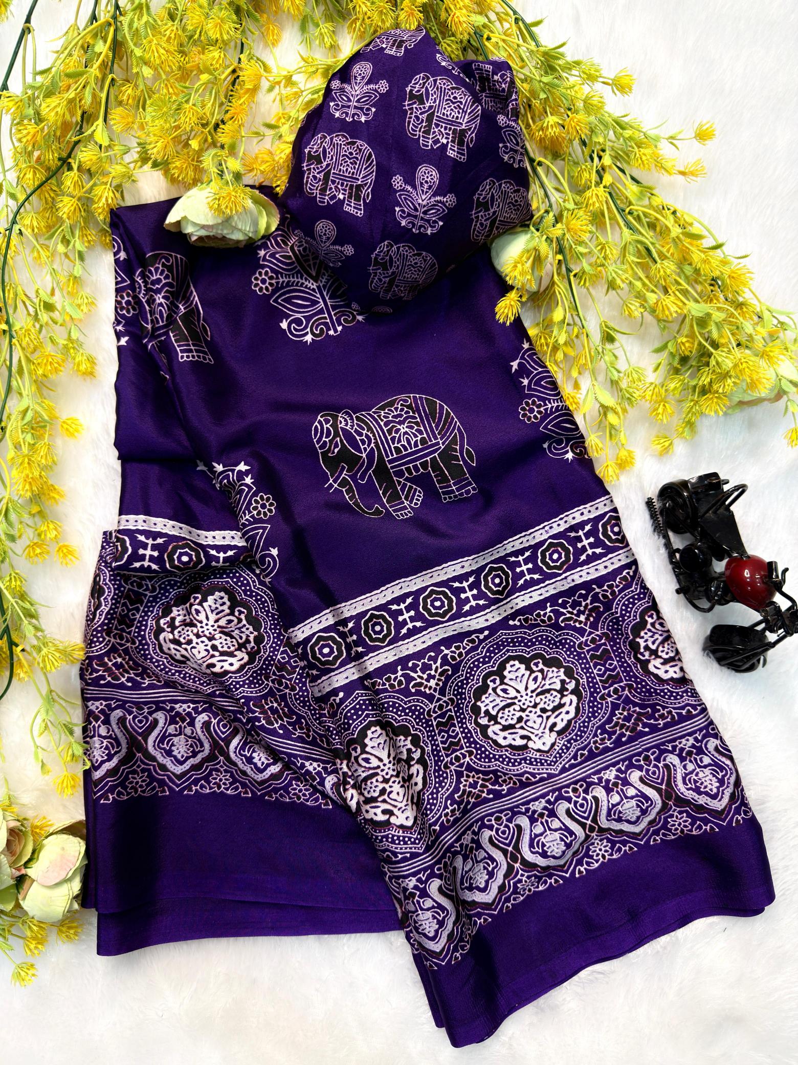 AJRAKH gajji creap silk Saree suppliers in Kolkata