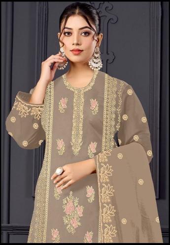 Bilqis B 236 catalog pakistani suits wholesalers in surat