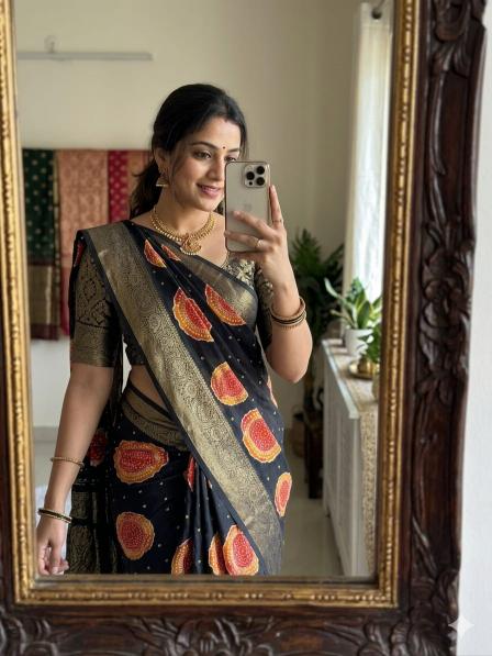 Dazira Beautiful heavy Marsh Wholesale saree market in Kolkata