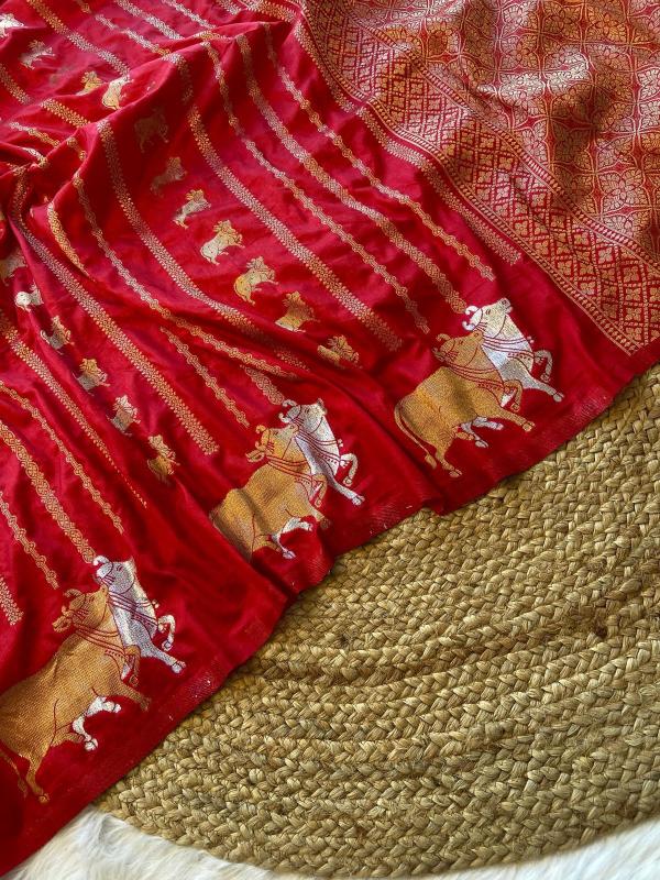 Dazira jari weaving Saree wholesale shop in Kolkata