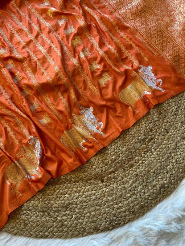 Dazira jari weaving Saree wholesale shop in Kolkata