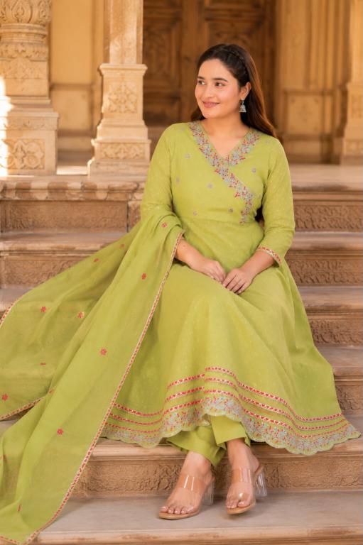 Felocity T3568 catalog wholesale kurtis online surat