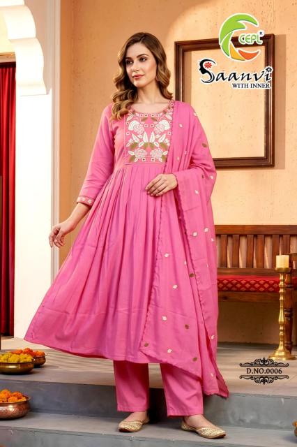 SAANVI with inner Wholesale Kurti market in Mumbai
