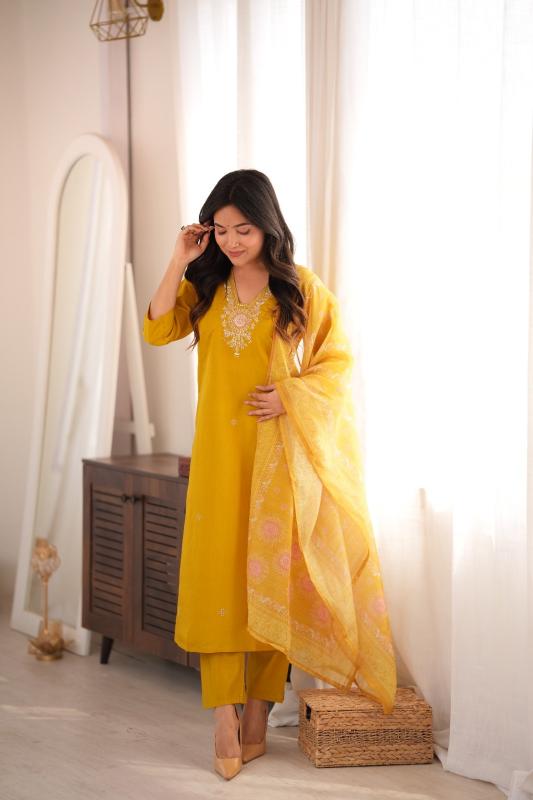 Felocity Roman silk vol 21 catalog wholesale kurti market in aurangabad