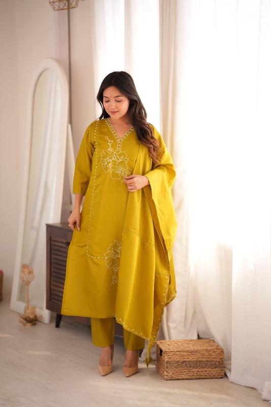 Felocity Roman silk vol 22 catalog wholesale kurti market in bhopal