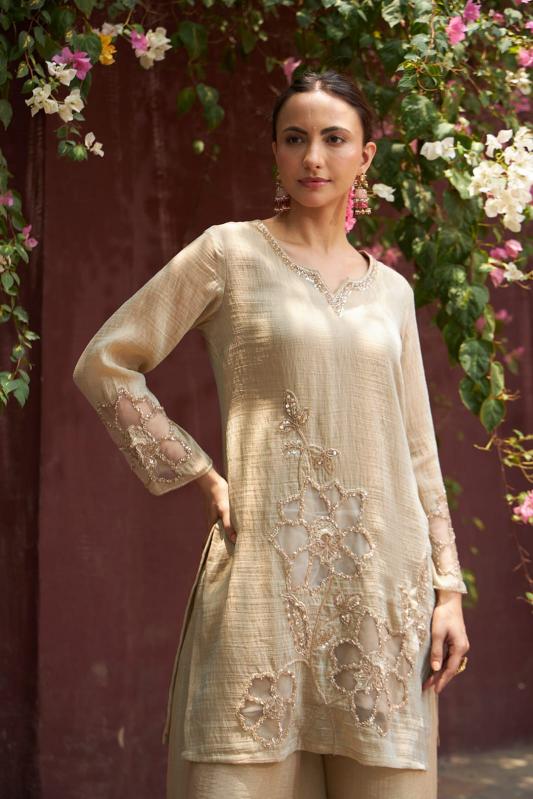 Felocity Shimmer crush catalog wholesale market of ladies kurtis in jalandhar
